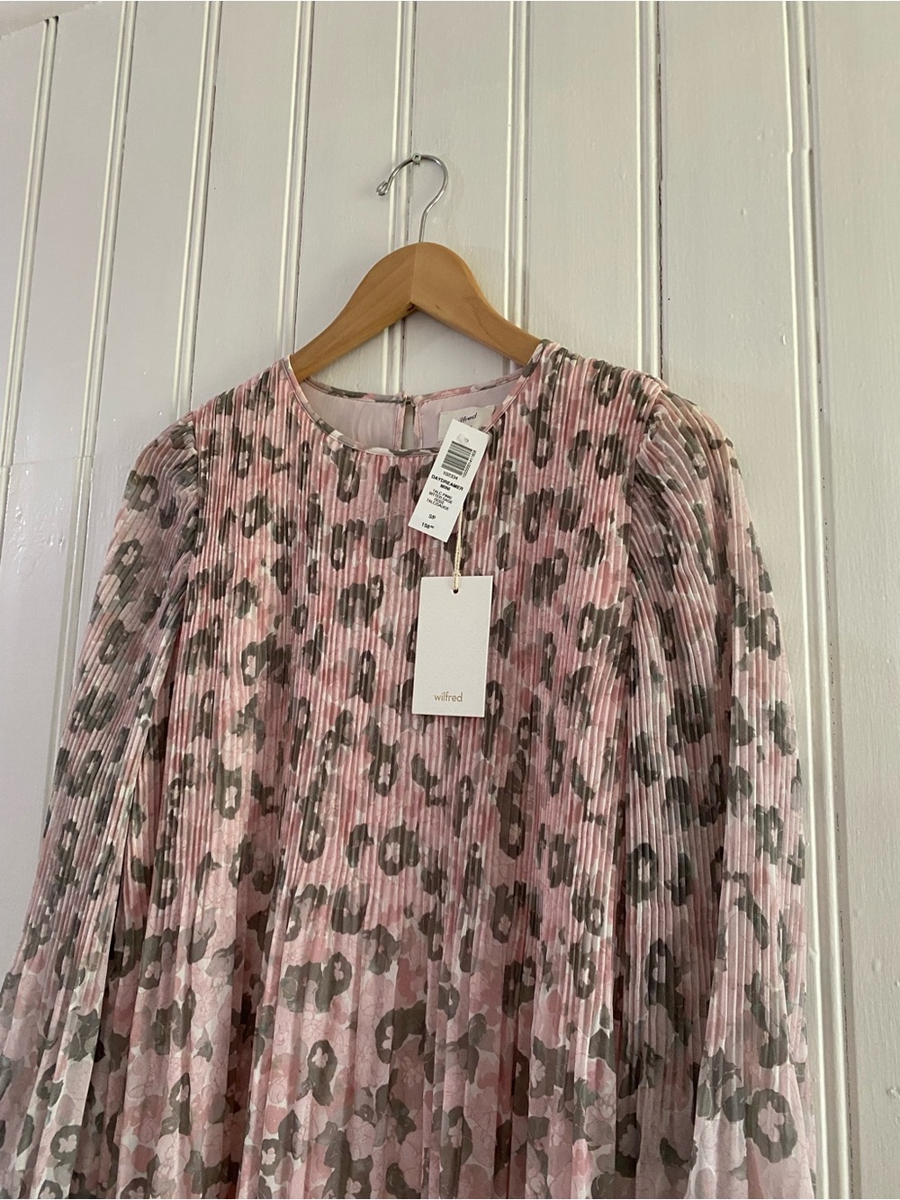 ARITZIA WILFRED NWTs daydreamer mini dress chiffon floral pink/sage size small - Picture 3 of 13